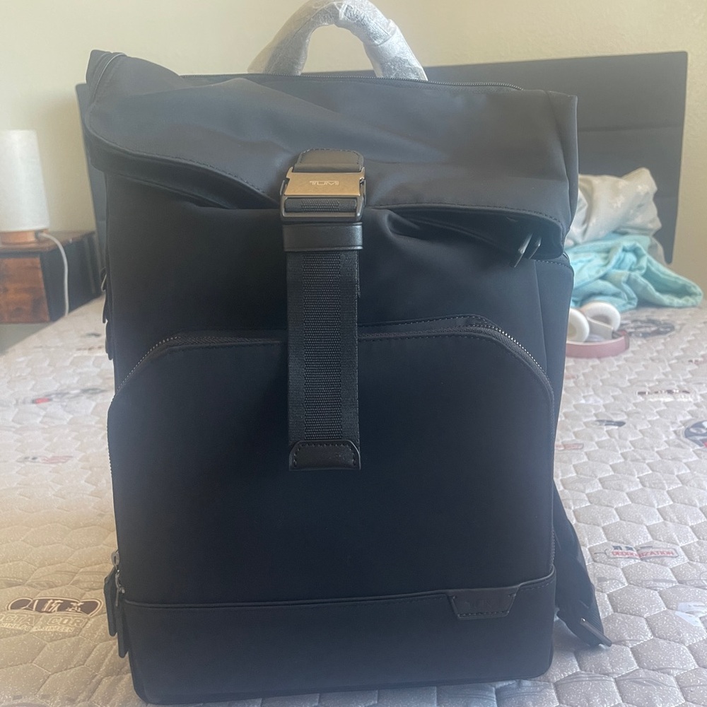 Tumi HARRISON
Osborn Roll Top Backpack BNWT